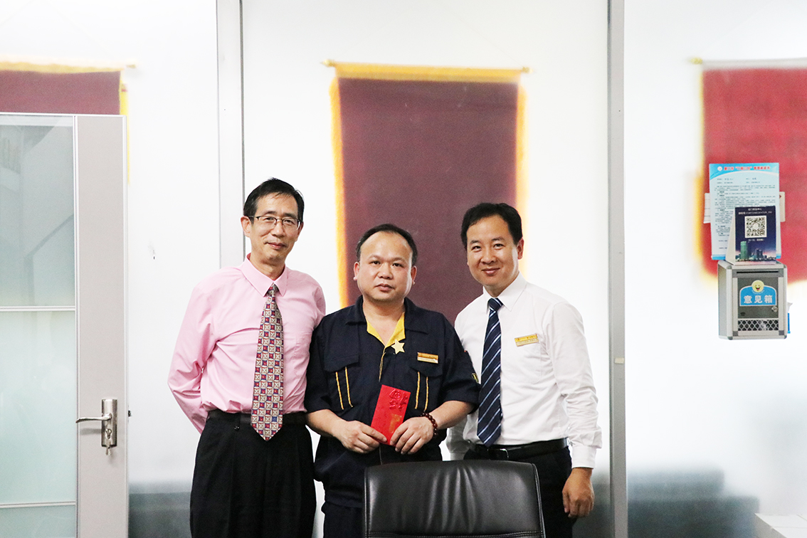 刘建群.jpg 威尼斯87978797(中国)老品牌-官方网站